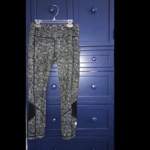Speed Up Crop 24” Leggings